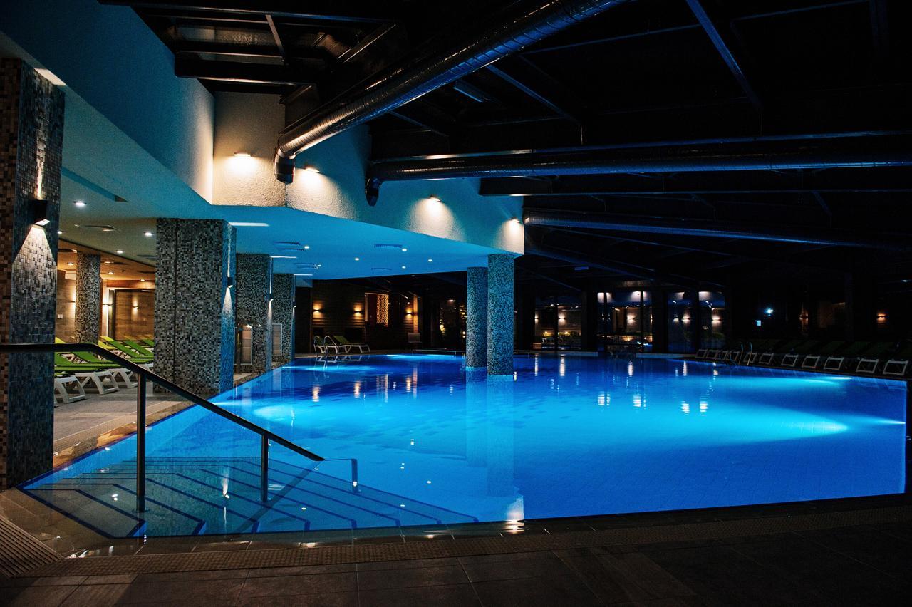 Hot Springs Medical And Spa Banya  Exterior photo