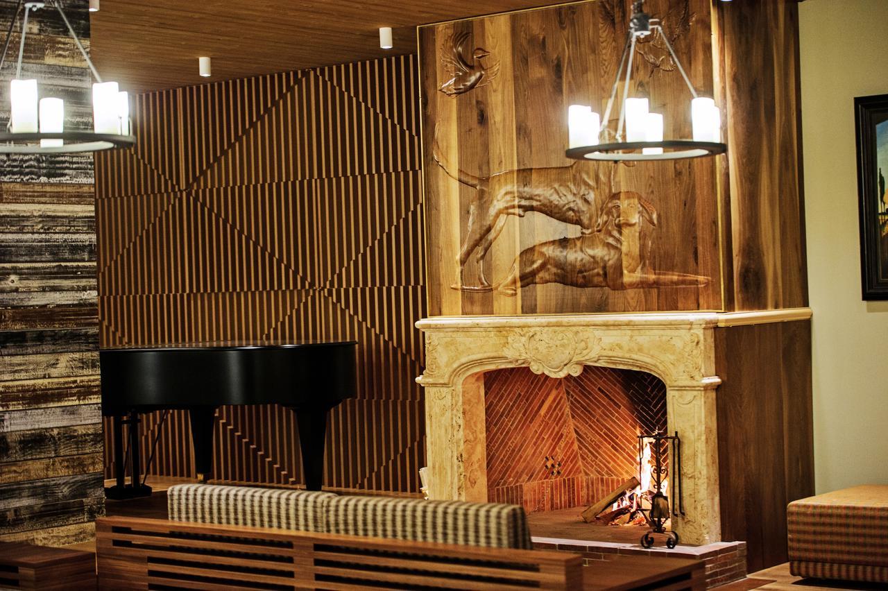 Hot Springs Medical And Spa Banya  Exterior photo