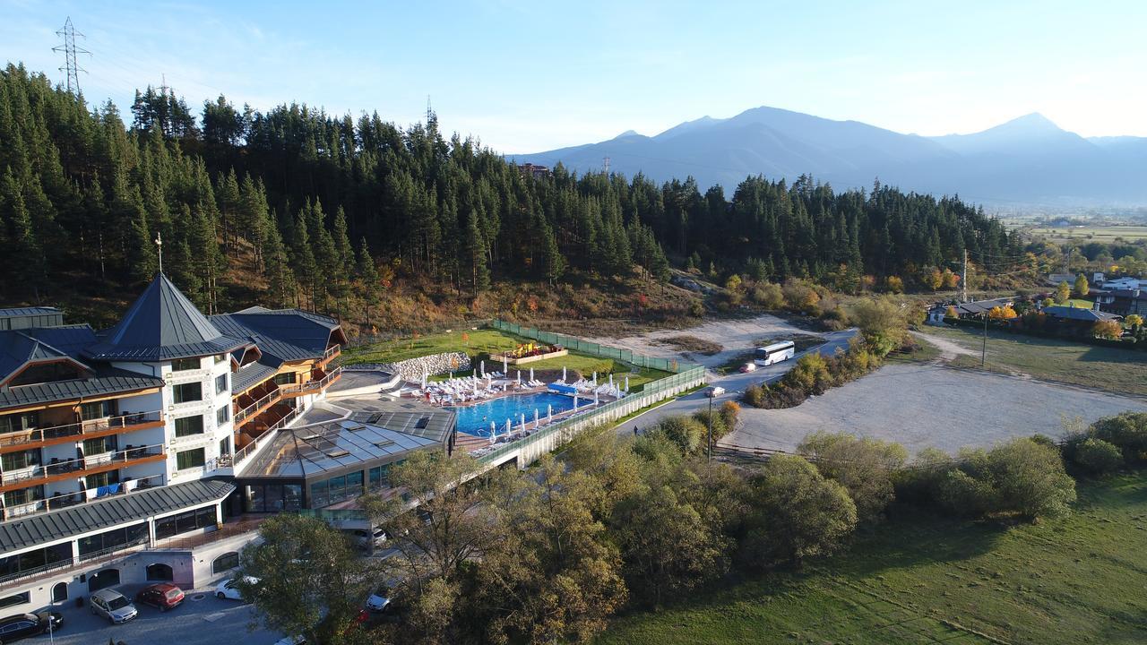 Hot Springs Medical And Spa Banya  Exterior photo